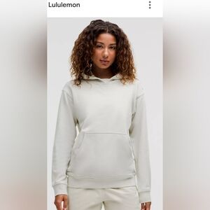 ❤️❤️Lululemon Cream Hoodie with Front Pocket❤️❤️